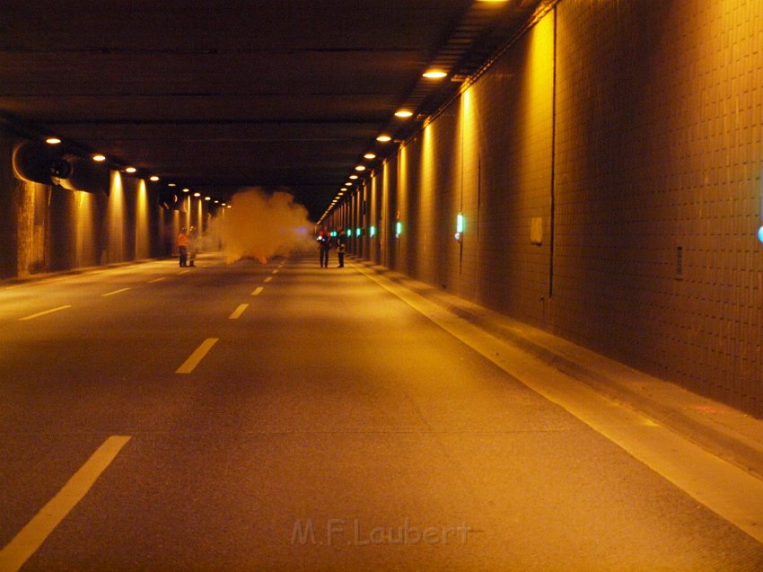 BF Koeln Tunneluebung Koeln Kalk Solingerstr und Germaniastr P189.JPG